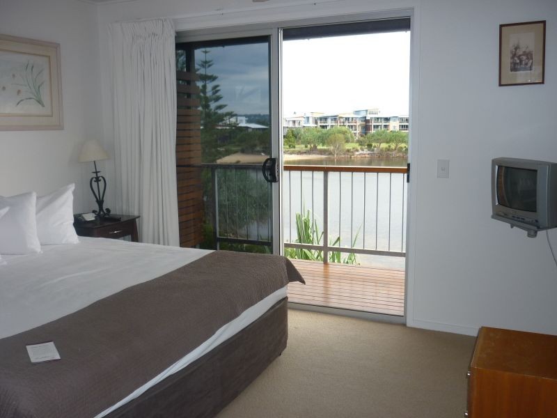 33/80 North Shore Road, Twin Waters QLD 4564