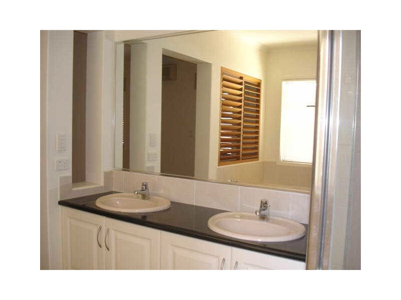 16 Mariner, Twin Waters QLD 4564