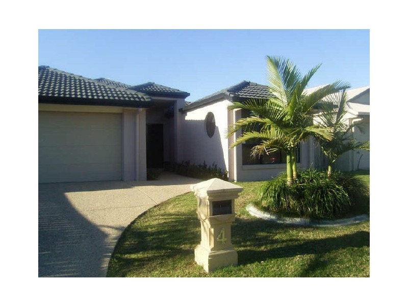 4 Estuary Court, Twin Waters QLD 4564
