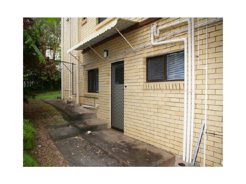 1A/18 Kalinda Av, Mooloolaba QLD 4557