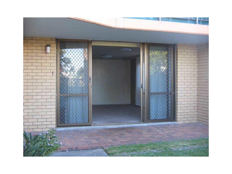 1/15 Elizabeth St, Coolum Beach QLD 4573