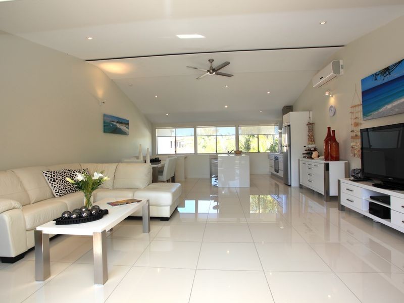 1/106 Noosa Parade, Noosaville QLD 4566