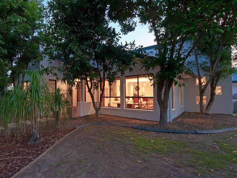 15 Brushbox Circuit, Twin Waters QLD 4564