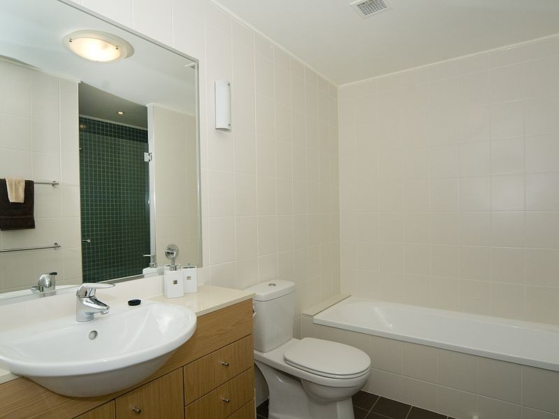 71/80 North Shore Road, Twin Waters QLD 4564