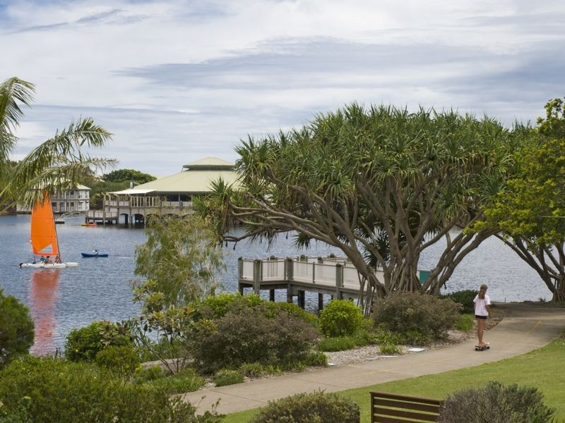 71/80 North Shore Road, Twin Waters QLD 4564