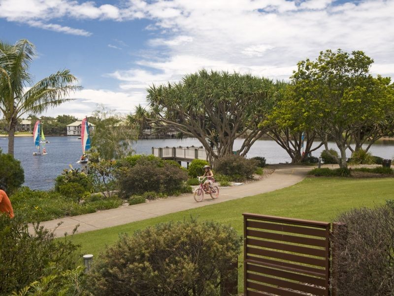 71/80 North Shore Road, Twin Waters QLD 4564