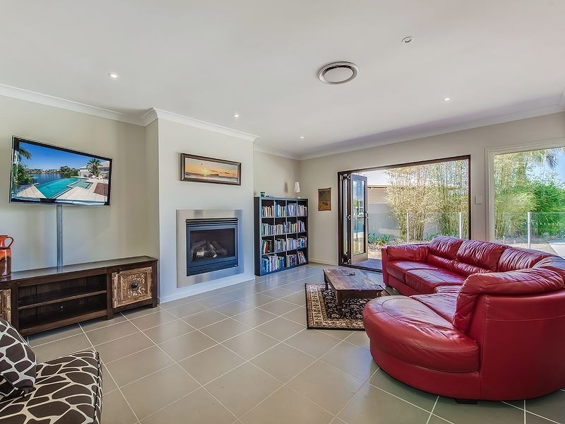 5 Oceanic Court, Twin Waters QLD 4564