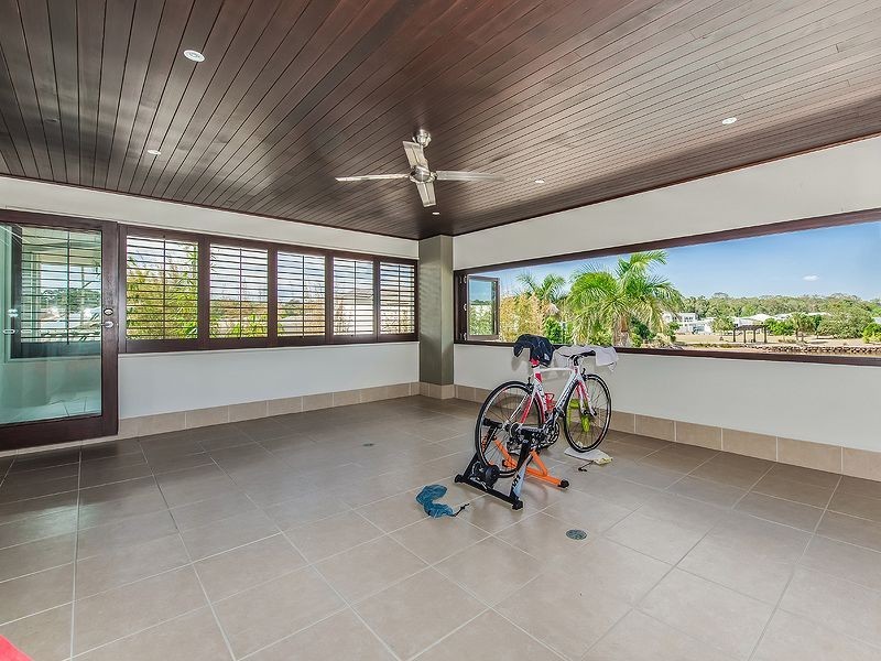 5 Oceanic Court, Twin Waters QLD 4564