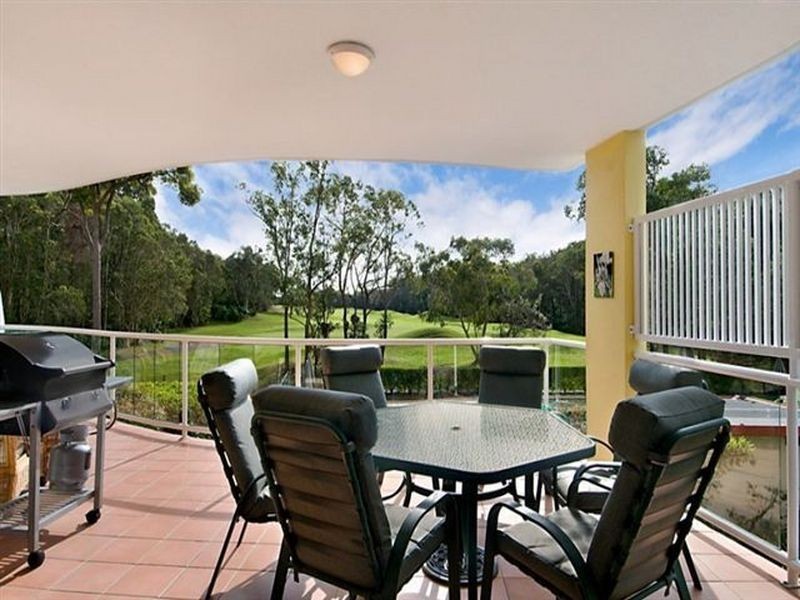 13/179 Ocean Drive, Twin Waters QLD 4564