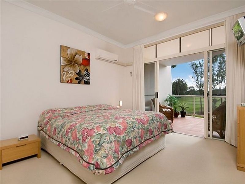 13/179 Ocean Drive, Twin Waters QLD 4564