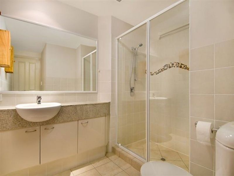13/179 Ocean Drive, Twin Waters QLD 4564