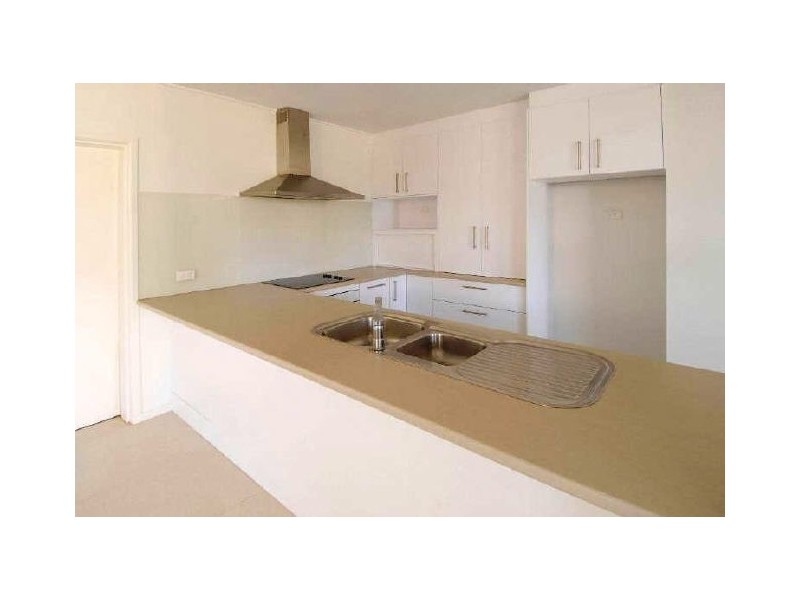 2/63 Marcoola Esplanade, Marcoola QLD 4564