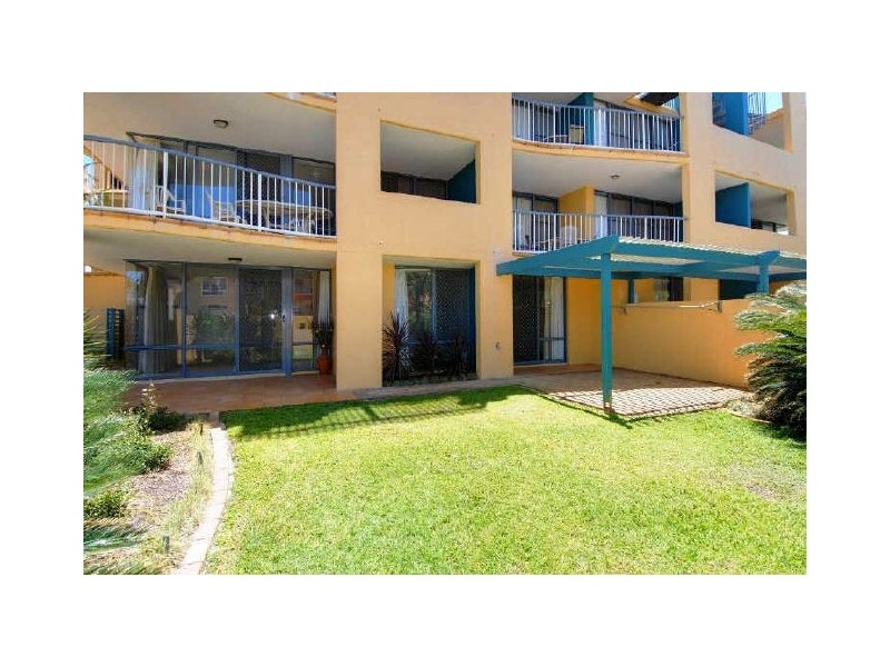 2/63 Marcoola Esplanade, Marcoola QLD 4564