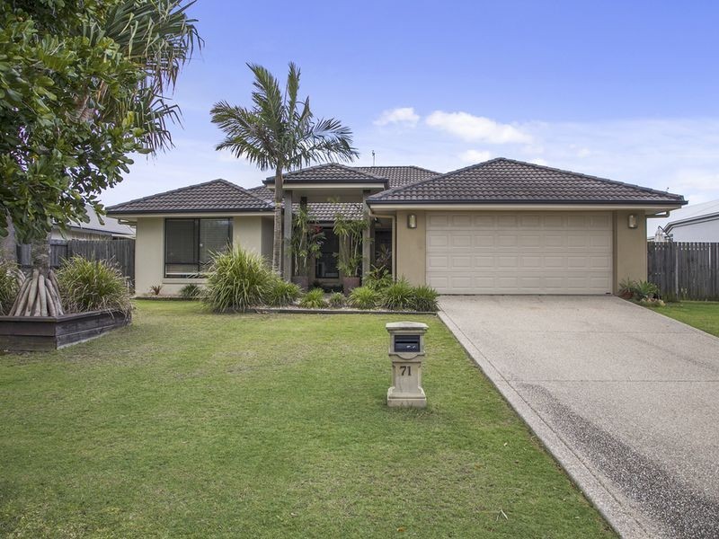 71 Prestwick Drive, Twin Waters QLD 4564
