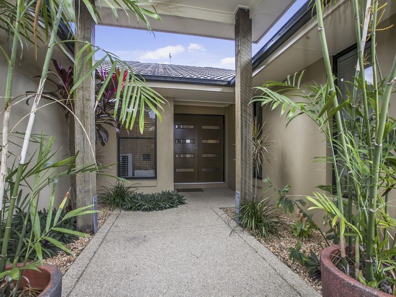 71 Prestwick Drive, Twin Waters QLD 4564