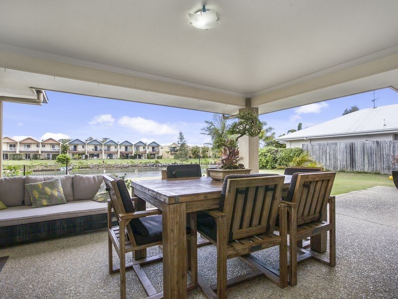 71 Prestwick Drive, Twin Waters QLD 4564