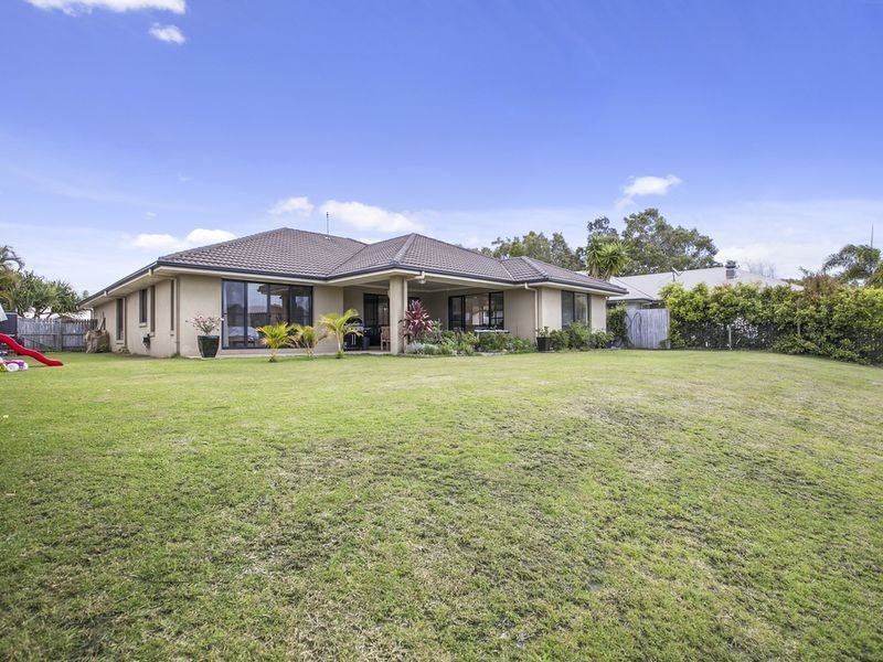 71 Prestwick Drive, Twin Waters QLD 4564