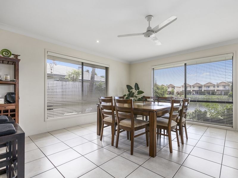 71 Prestwick Drive, Twin Waters QLD 4564