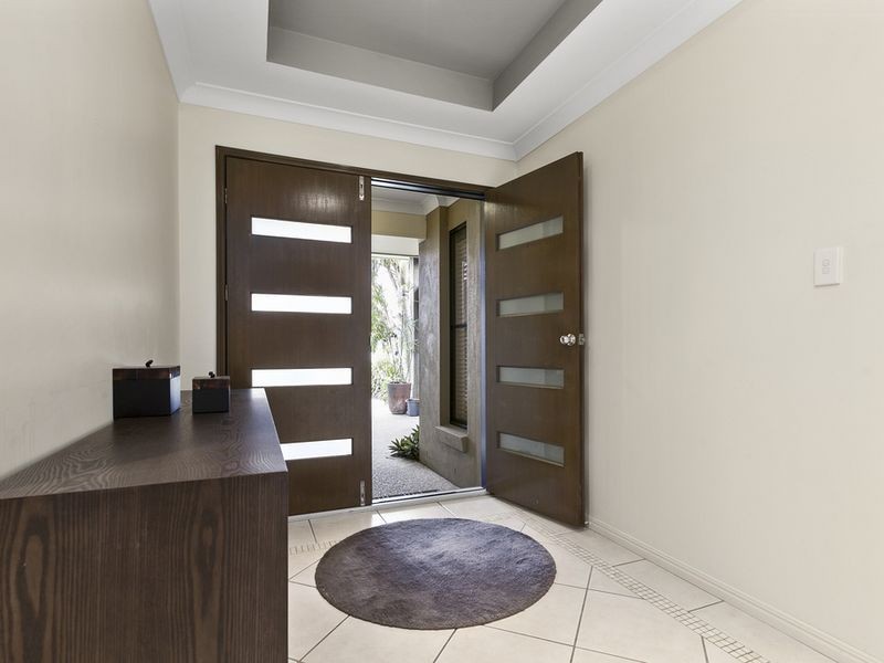 71 Prestwick Drive, Twin Waters QLD 4564