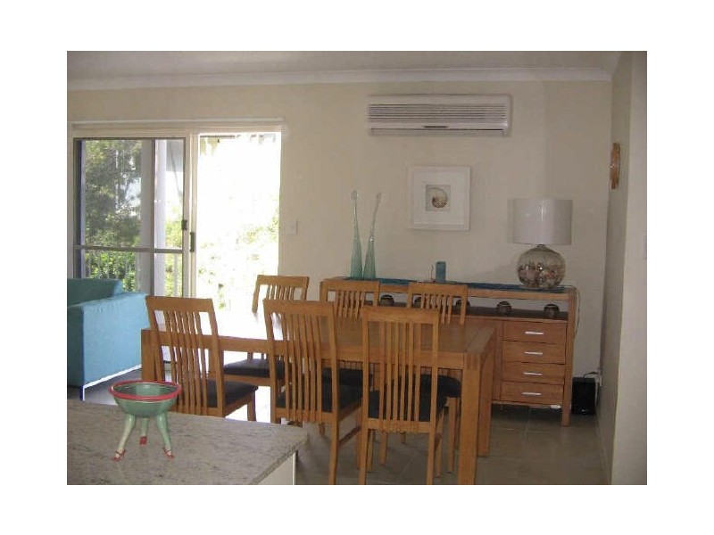 4/3 Mudjimba Beach Rd, Mudjimba QLD 4564