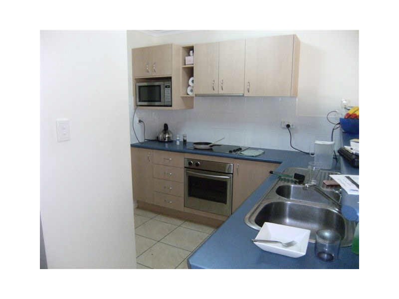 1/1 Flindersia St, Marcoola QLD 4564