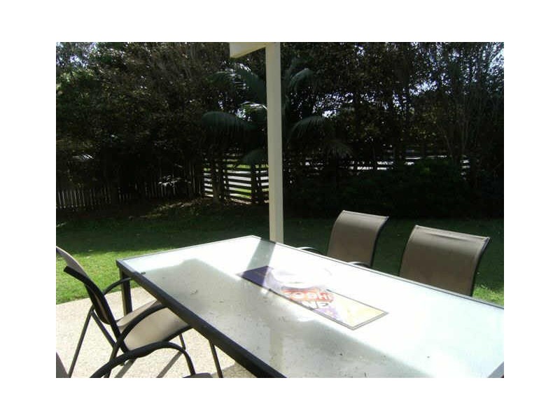 1/1 Flindersia St, Marcoola QLD 4564