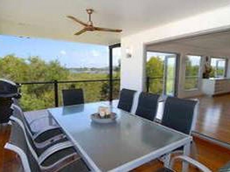 35 Moorings Circuit, Twin Waters QLD 4564