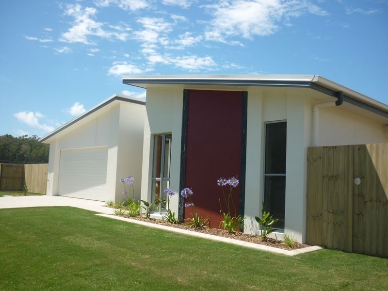 12 Ameen Circuit, Mudjimba QLD 4564