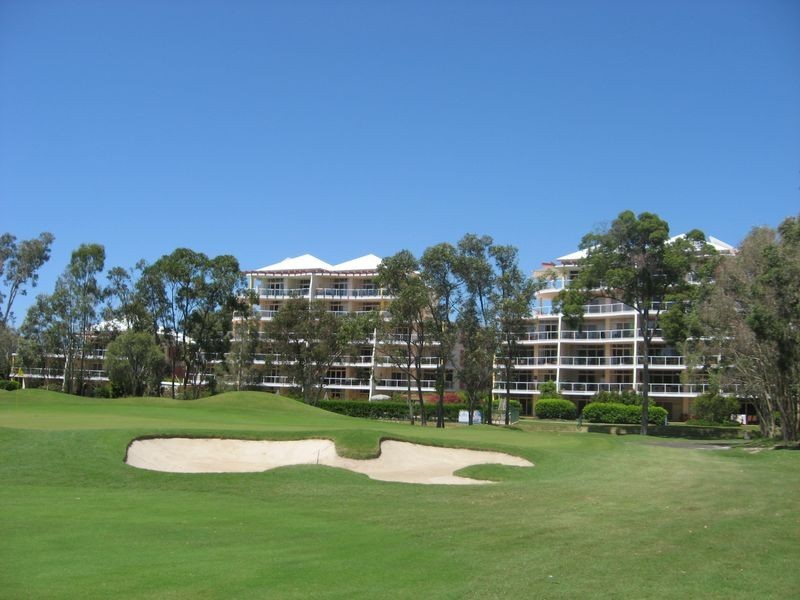 38/179 Ocean Drive, Twin Waters QLD 4564