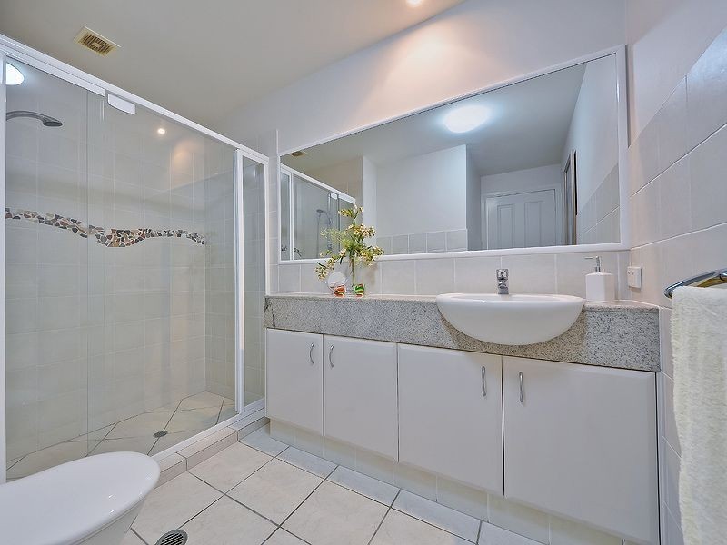 28/179 Ocean Drive, Twin Waters QLD 4564