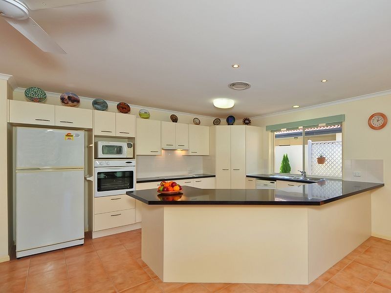 9 Sunorchid Place, Twin Waters QLD 4564