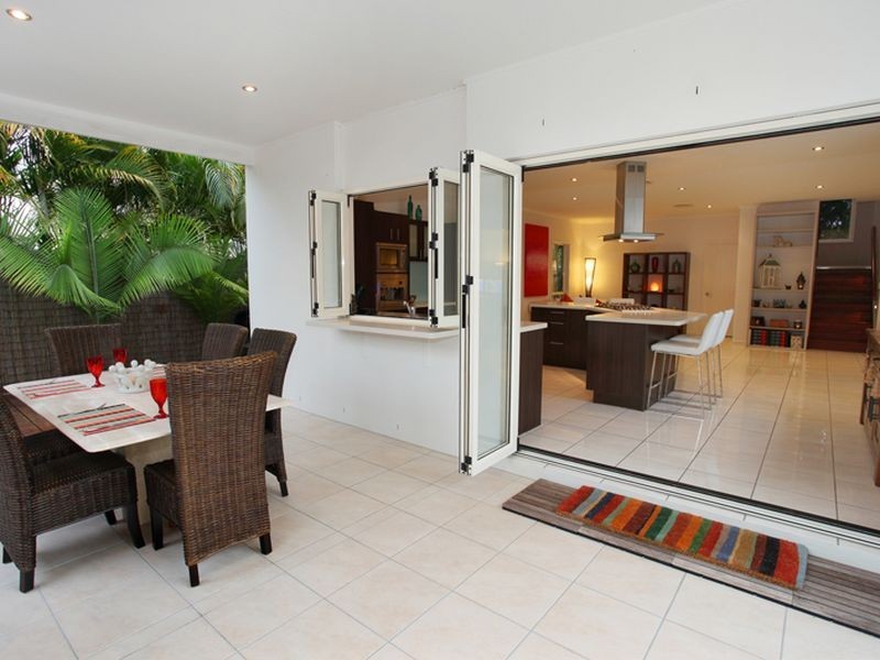 2 River Edge Court, Twin Waters QLD 4564