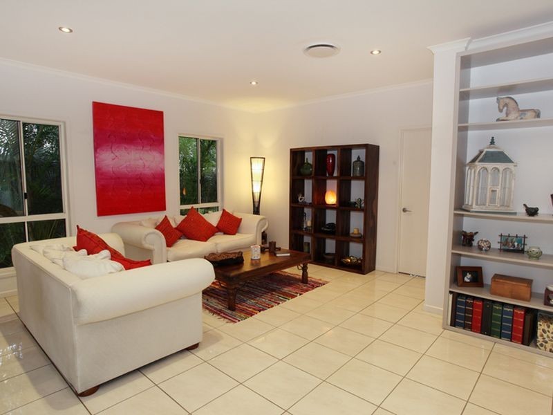2 River Edge Court, Twin Waters QLD 4564