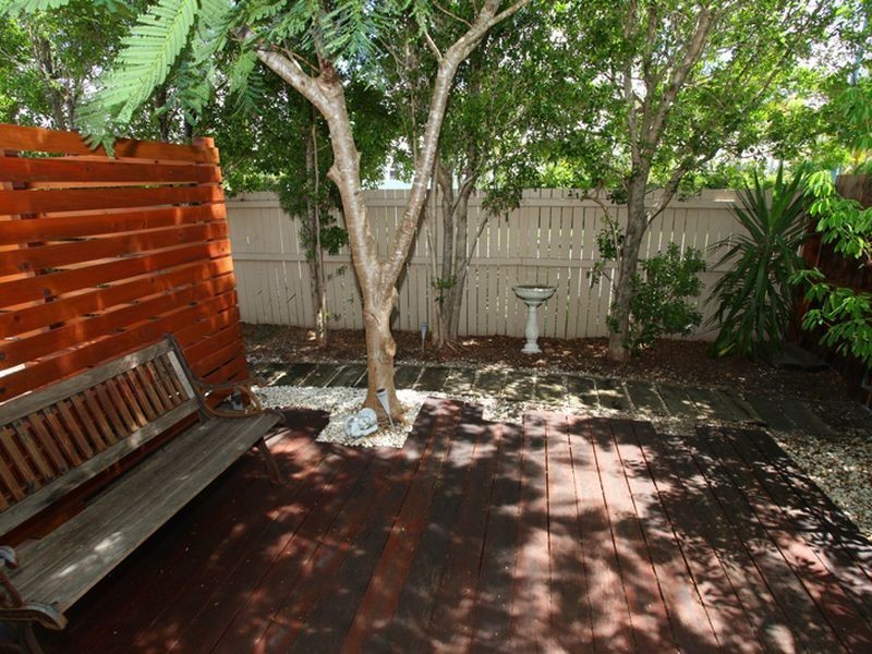 2 River Edge Court, Twin Waters QLD 4564