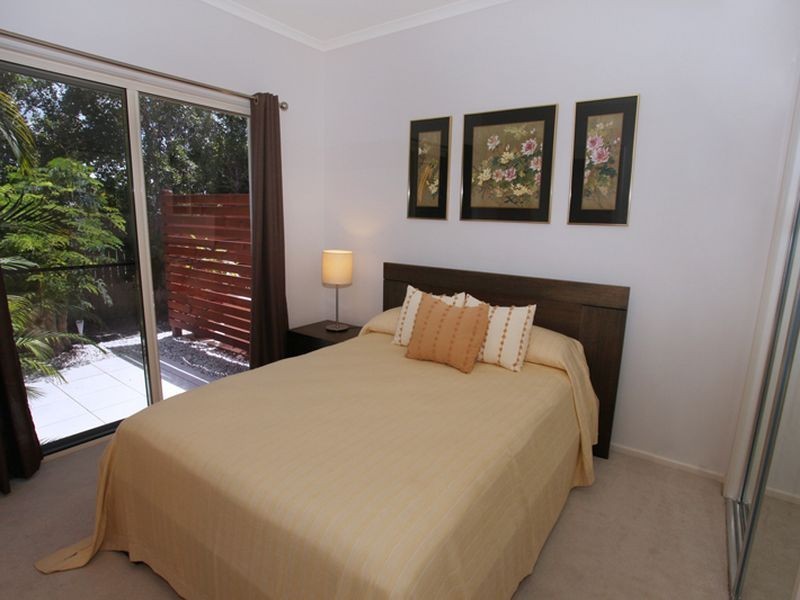 2 River Edge Court, Twin Waters QLD 4564