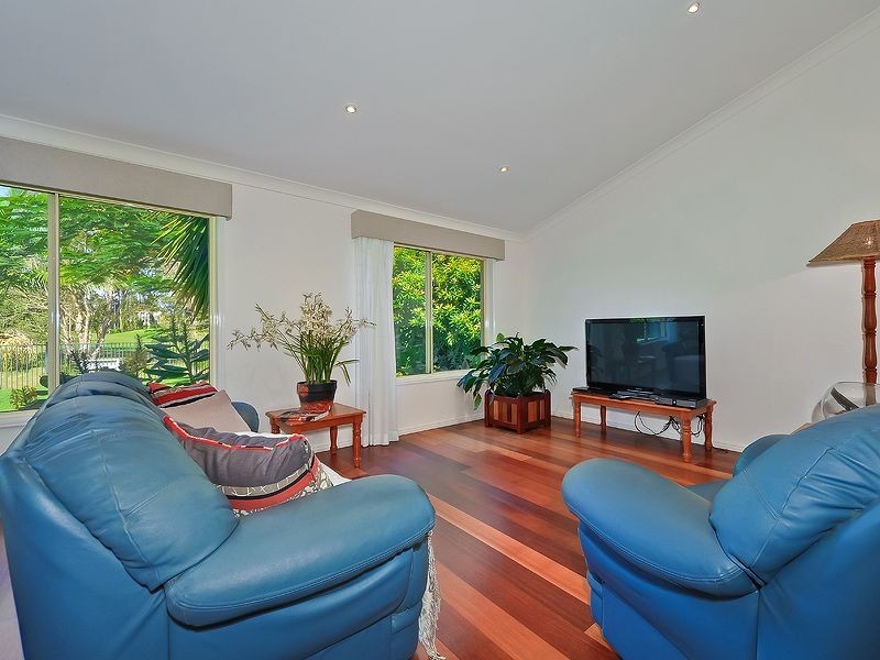 7 Carnoustie Court, Twin Waters QLD 4564