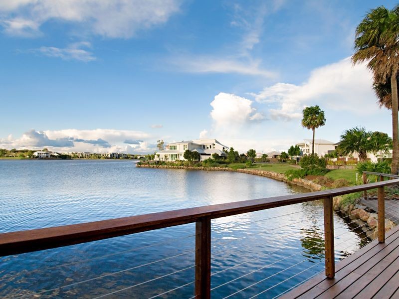 1 Parsons Bank Drive, Twin Waters QLD 4564
