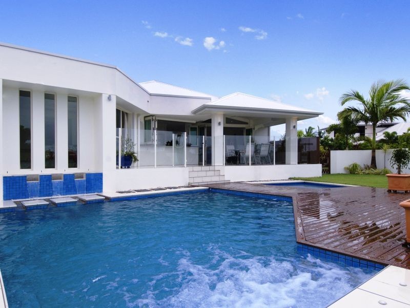 1 Parsons Bank Drive, Twin Waters QLD 4564