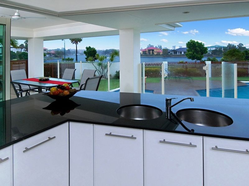 1 Parsons Bank Drive, Twin Waters QLD 4564