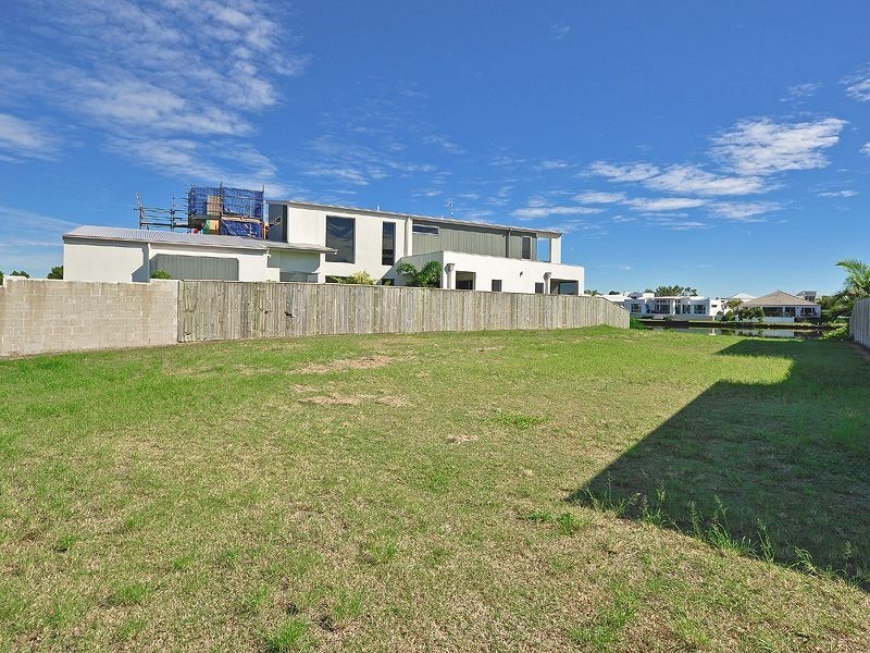 8 Anchorage Circuit, Twin Waters QLD 4564