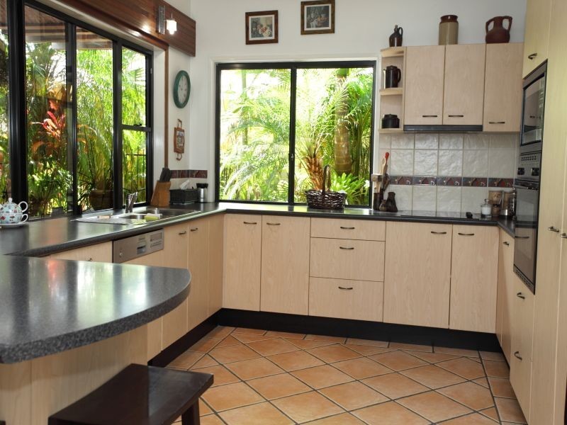 4 Watergum Place, Twin Waters QLD 4564