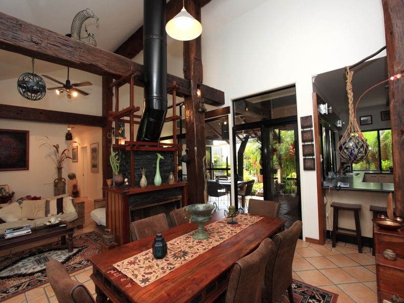 4 Watergum Place, Twin Waters QLD 4564