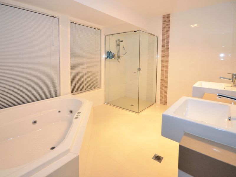 35 Anchorage Circuit, Twin Waters QLD 4564