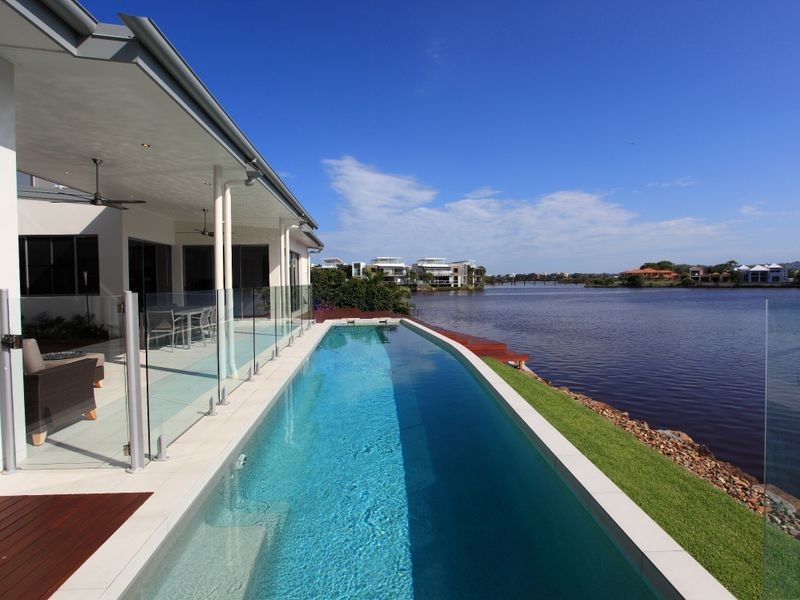 12 Waterfront Court, Twin Waters QLD 4564