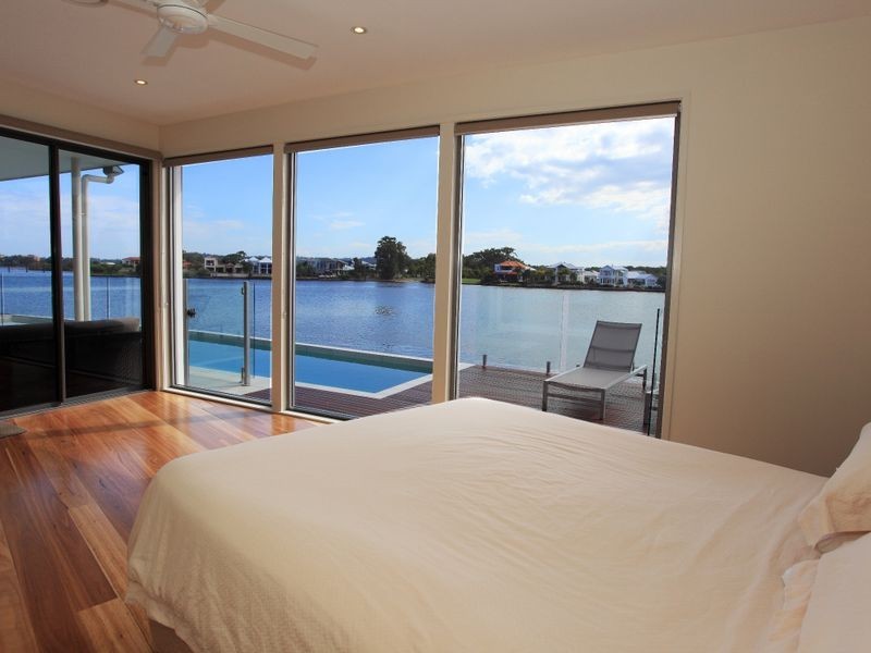 12 Waterfront Court, Twin Waters QLD 4564