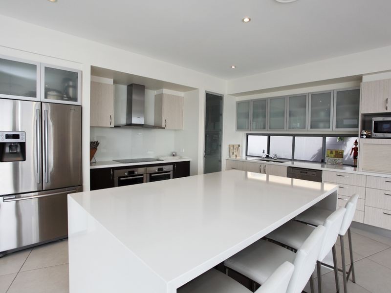 12 Waterfront Court, Twin Waters QLD 4564