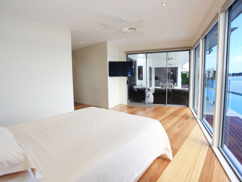 12 Waterfront Court, Twin Waters QLD 4564