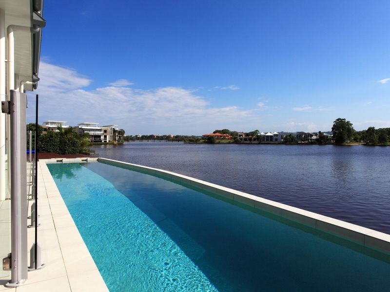 12 Waterfront Court, Twin Waters QLD 4564