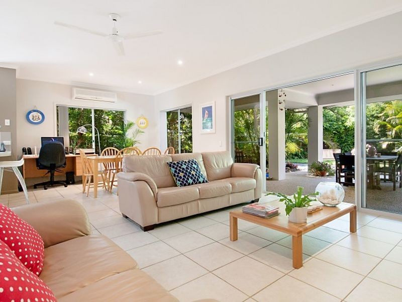 12 Parsons Bank Drive, Twin Waters QLD 4564