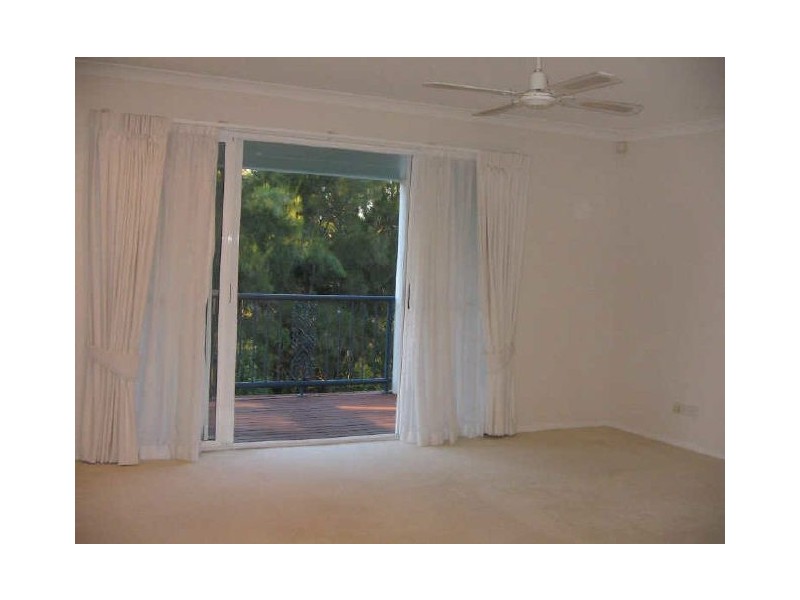 32 Wattlebird Drive, Twin Waters QLD 4564